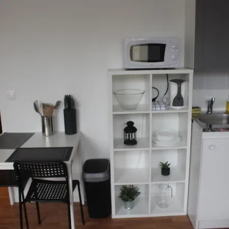 Apartment Hyper Centre - Wifi Fibre Gratuit - Jergweloh - Le Londonien *