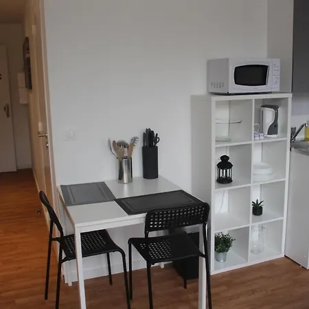 Apartment Hyper Centre - Wifi Fibre Gratuit - Jergweloh - Le Londonien *