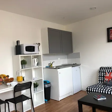 Hyper Centre - Wifi Fibre Gratuit - Jergweloh - Le Londonien Apartment